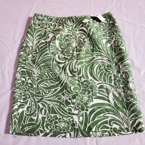 New Ann Taylor Loft size 4 Green Floral Skirt